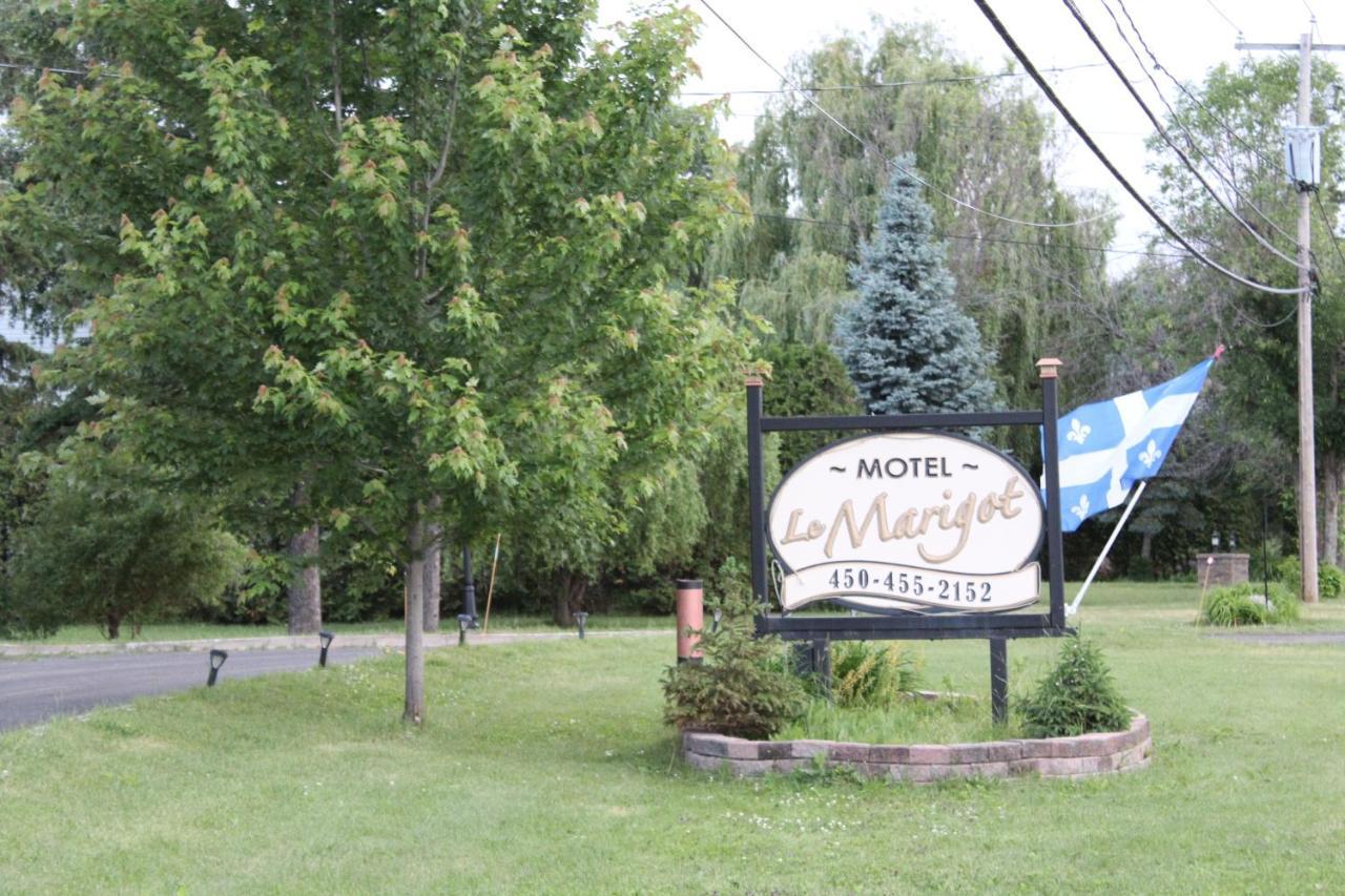 Hotel Le Marigot Vaudreuil-Dorion Exterior foto